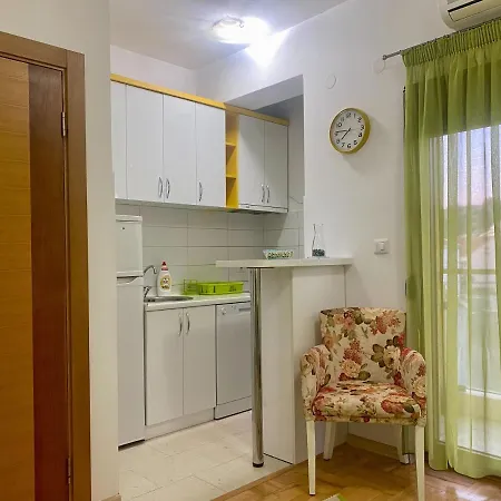 アパート Rio 2 ポドゴリツァ